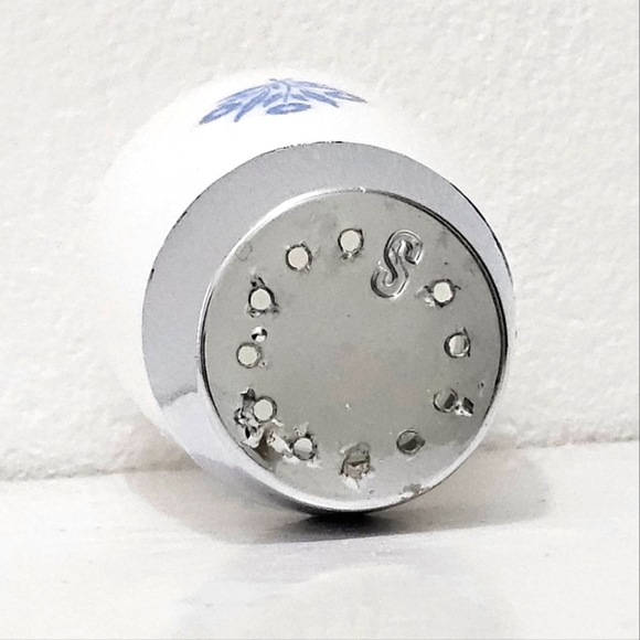 Vintage CorningWare Blue Cornflower Salt Shaker - Picture 9 of 11